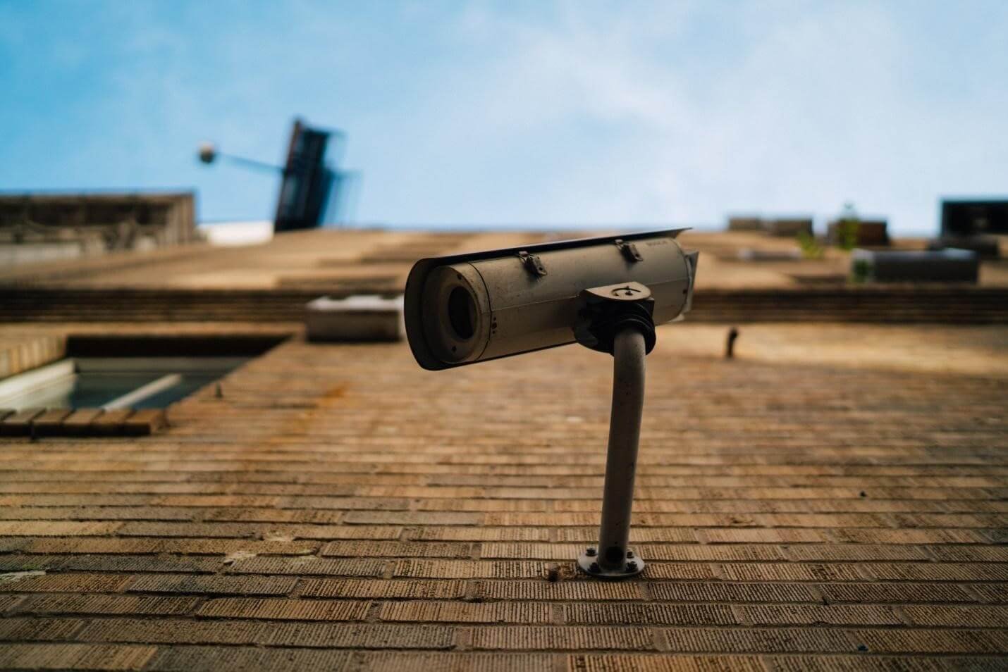 Lengkapi Keamanan Lingkungan Anda dengan Kamera CCTV Terbaik Ini
