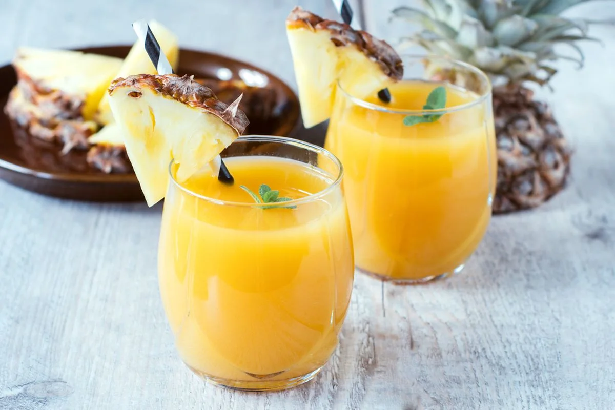 Jus Mangga dan Nanas