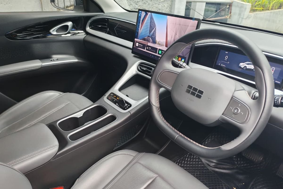 Interior Geely EX2 Pro