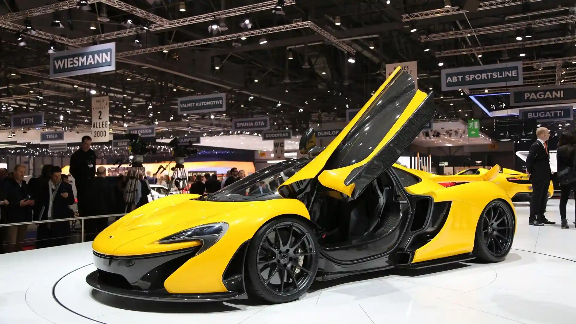 McLaren P1, Teknologi Mesin Perpaduan V8 Twin Turbo dan Motor Listrik